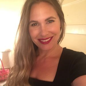 Meet your Posher, Alicia